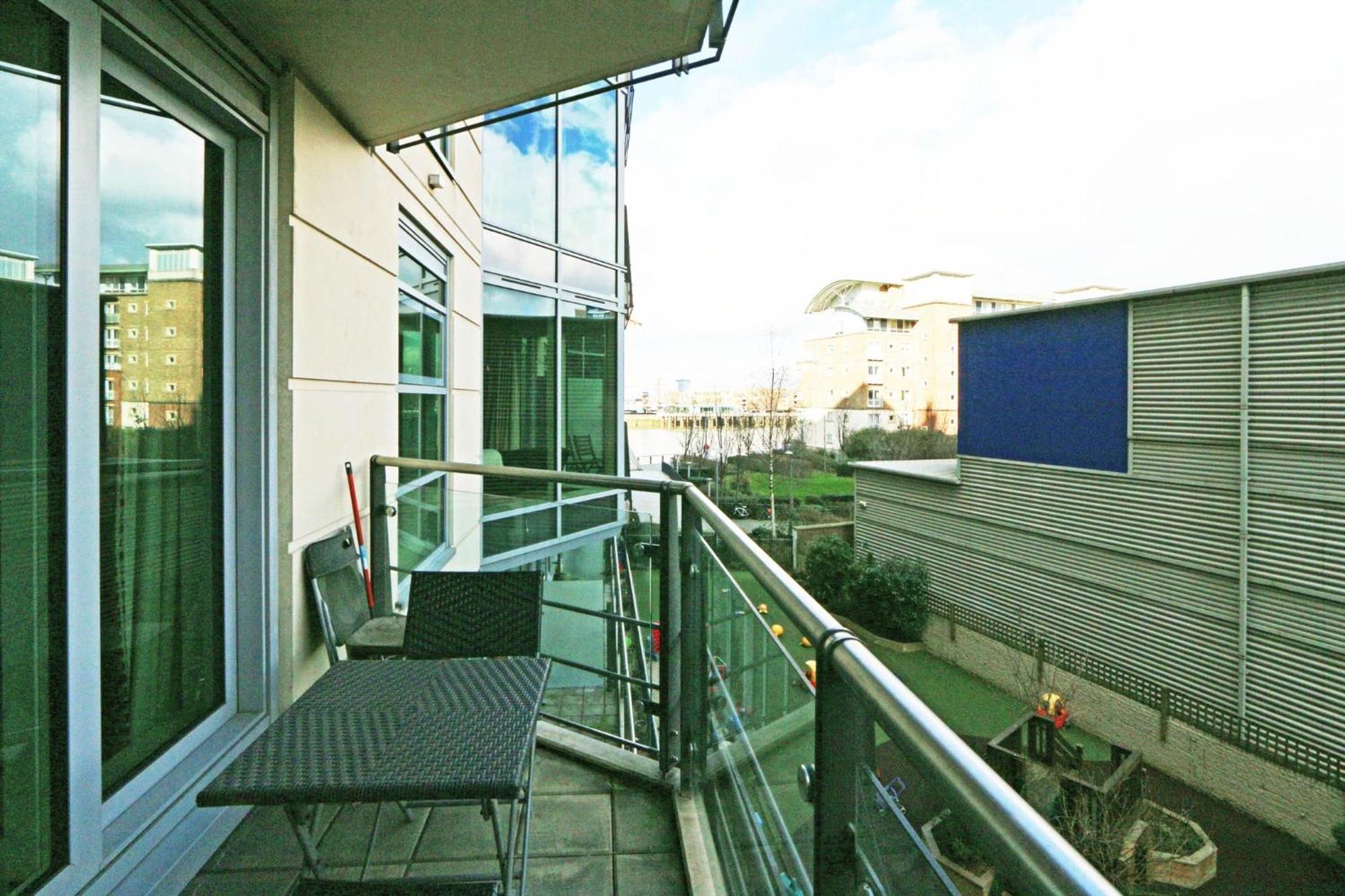 Riverside 1 Bed Apartment London Exterior foto